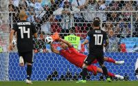 Messi misses penalty as Iceland hold Argentina 1-1