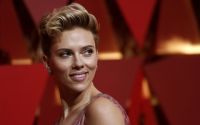 Scarlett Johansson quits transgender role after LGBT backlash