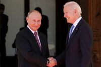 Analysis: Biden talks down Russia, spurs allies in bid to back Putin into a corner
